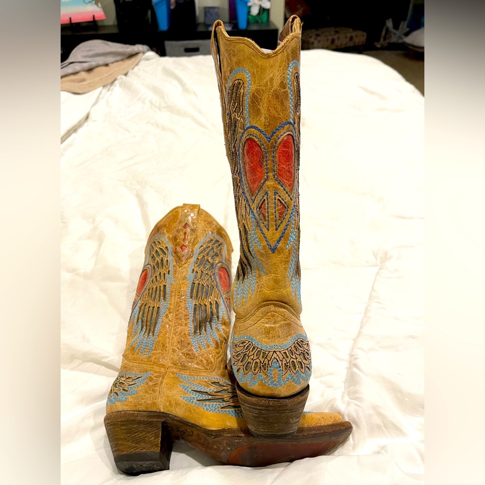 Women’s Corral Boots size 6.5M